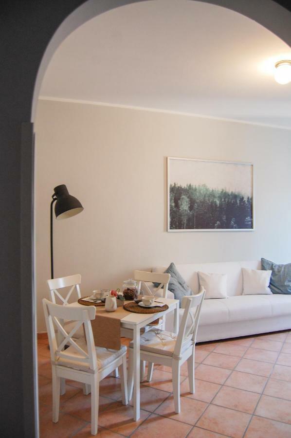 La Loggetta Sul Borgo Apartment Формело Екстериор снимка